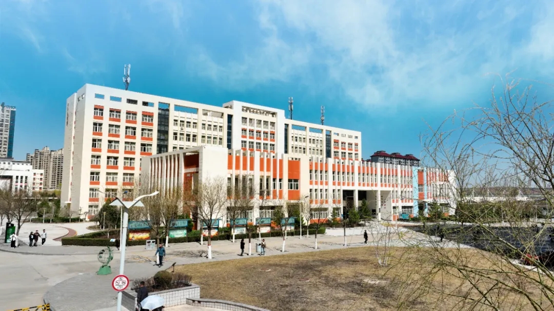 榆林职业技术学院logo图片